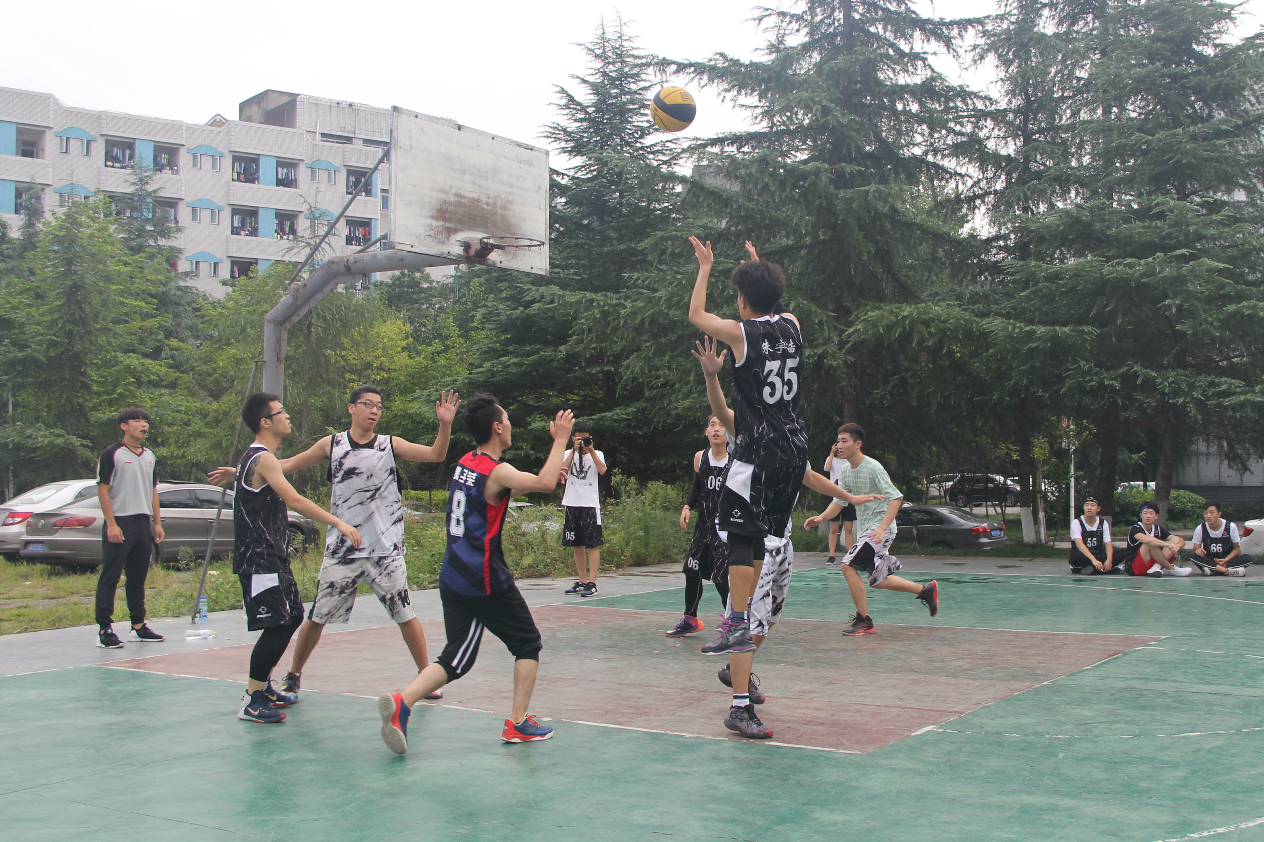 篮球赛2.jpg